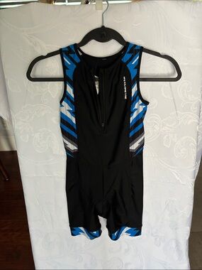 Women’s cycling jumpsuit, Black & Blue Sleeveless Athletic Cycling Jumpsuit